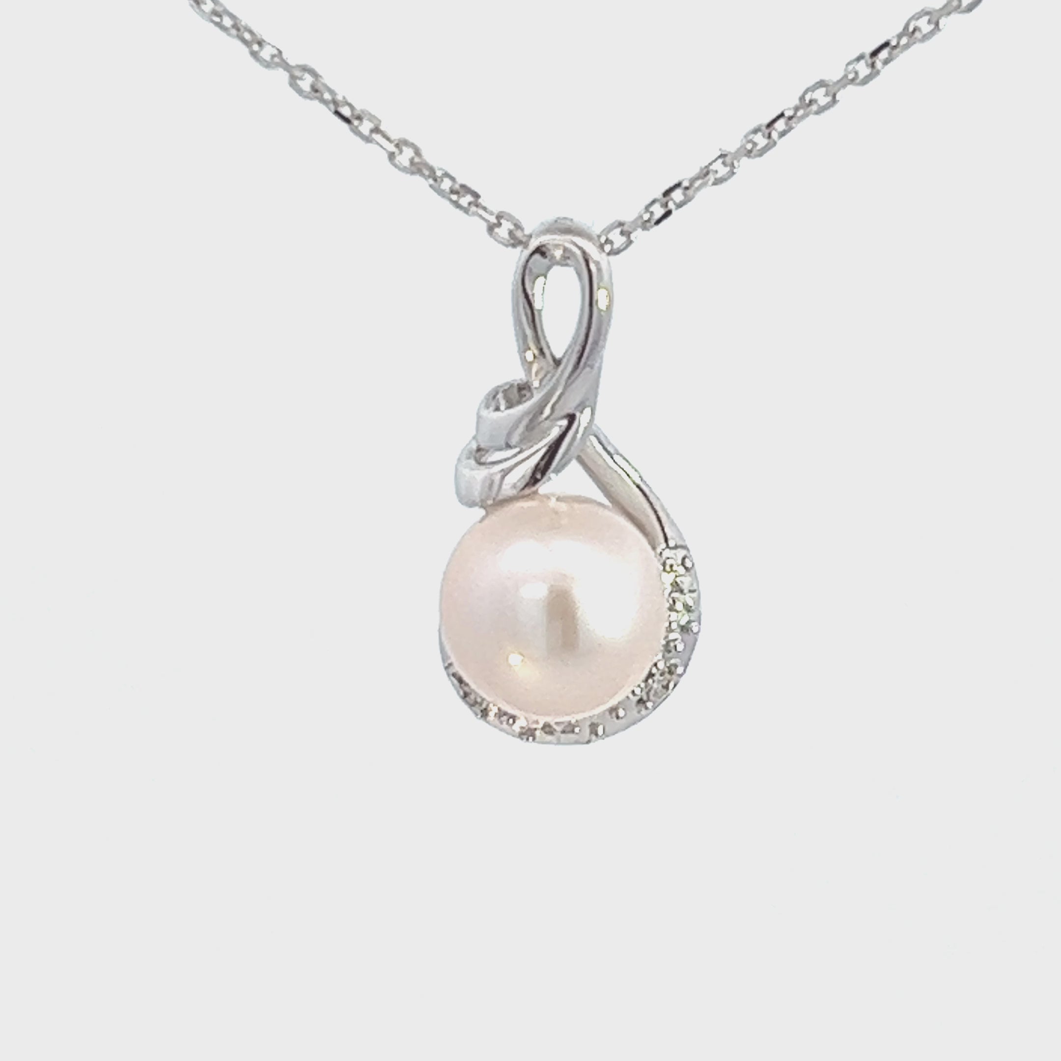 Mikimoto South Sea Single Cultured Pearl Pendant in White Gold, 18